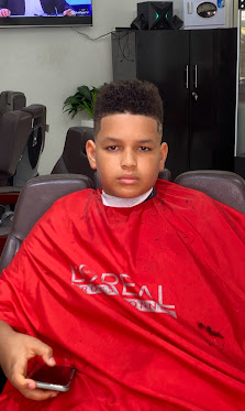 Luxury Barbers work 4